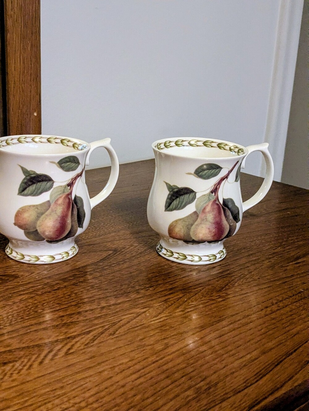 Vintage Queens Hooker's Fruit fine bone china mug, Royal Horticultural Society
